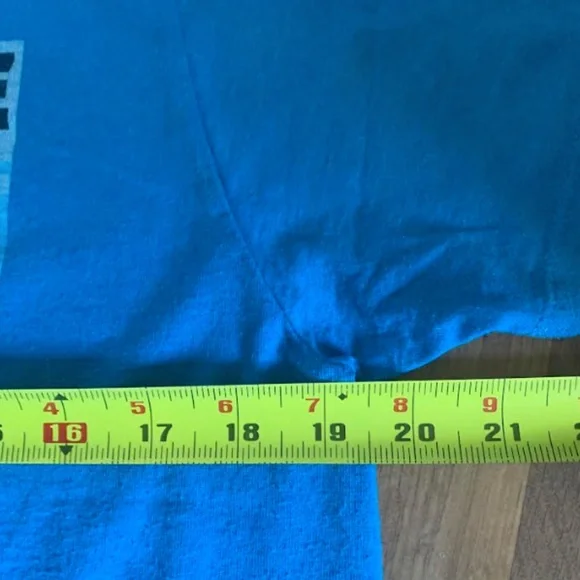 Yellowstone National Park Tee - Picture 6 of 11